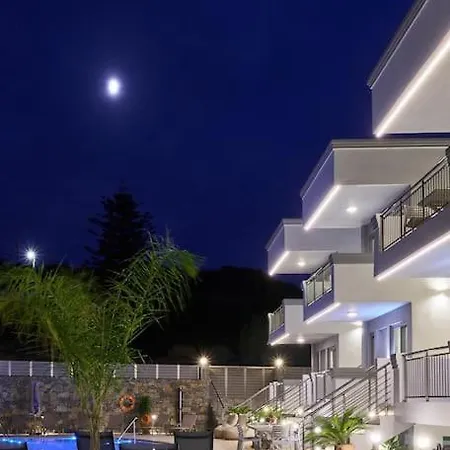 Apartamento Modern Family Ewa With Pool, Dining Area On Crete Coast Stavromenos (Rethymno)
