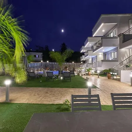 Modern Family Ewa With Pool, Dining Area On Crete Coast * Stavromenos (Rethymno)